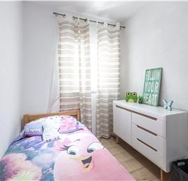 Luxury 5 Bedroom Beachfront Villa near Dubrovnik, Sleeps 11-12